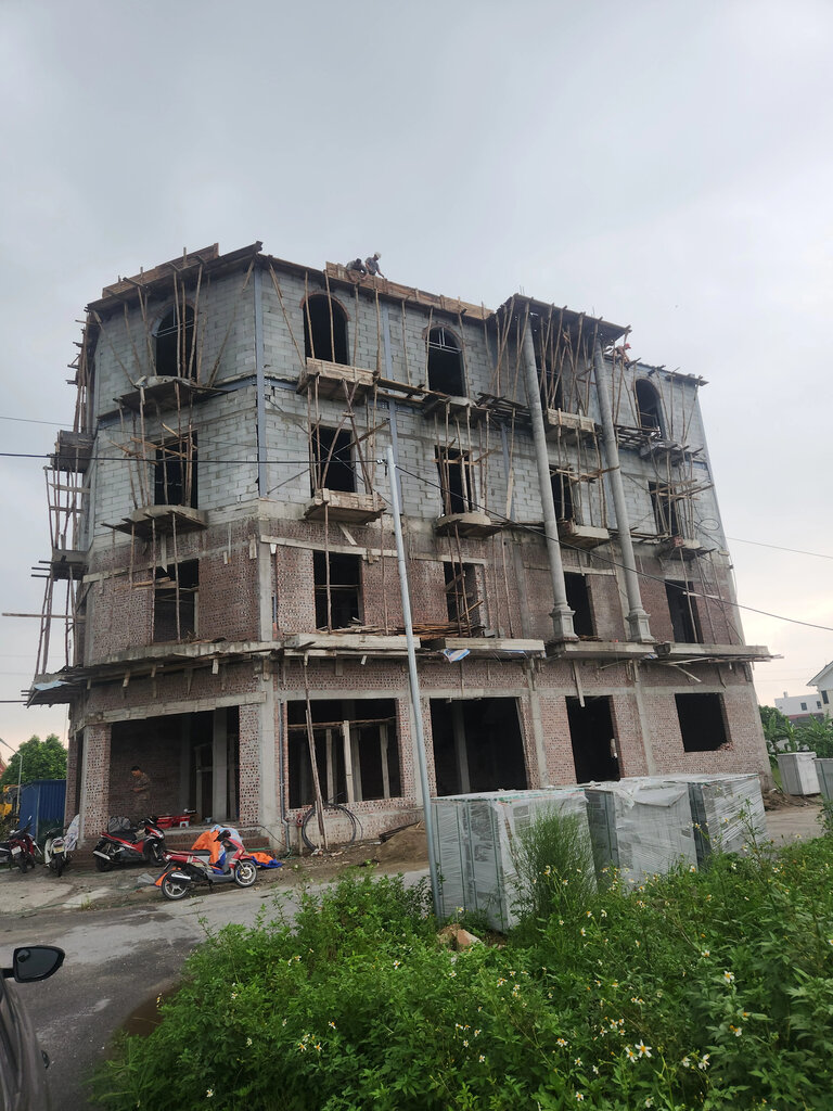 Công trình xây dựng kết hợp gạch đỏ và bê tông khí chưng áp để giảm chịu tải cho nền móng
