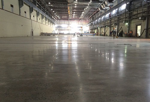 Một sàn bê tông được đánh bóng đẹp