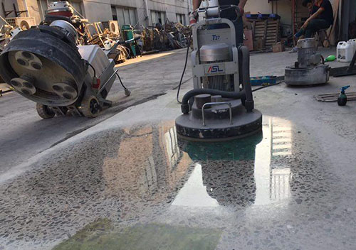 Chọn máy đánh bóng tốt sẽ có mặt sàn bê tông đẹp