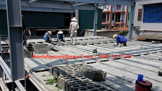 Khung thép sẽ chịu lực chính cho sàn bê tông nhẹ