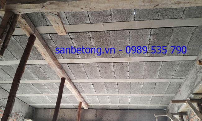 Mặt sàn bê tông nhẹ có độ bám dính cao rất hữu hiệu cho việc trát trần