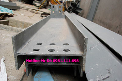 khung thép chữ H chuẩn bị lắp đặt e1577248904995