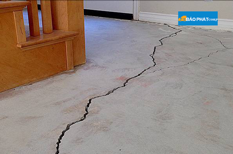 Nứt sàn bê tông cốt thép – Nguyên nhân và Cách khắc phục