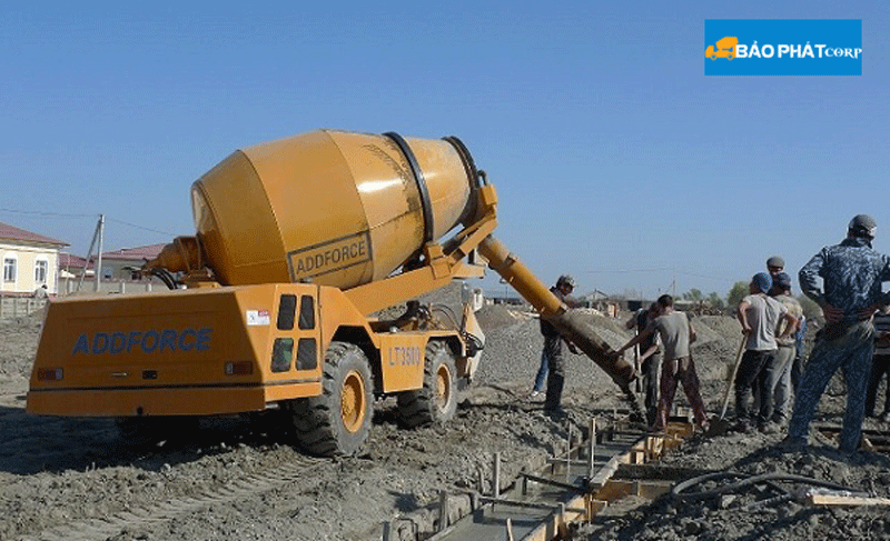 Báo giá Máy bơm bê tông mới nhất 2024