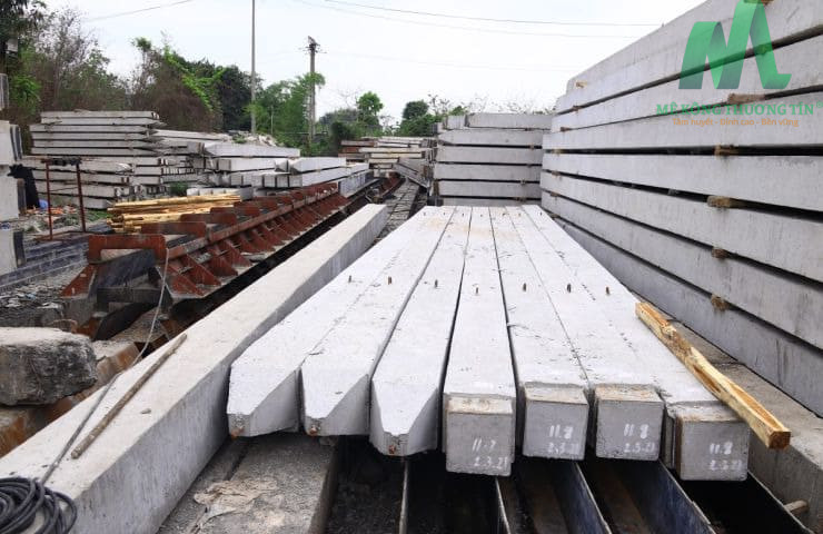 Cọc bê tông cốt thép vuông đúc sẵn