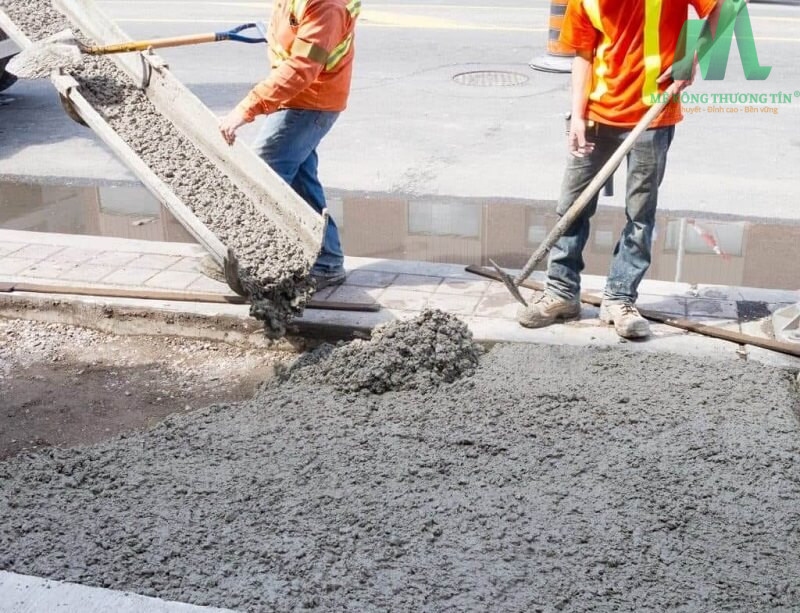 Hệ thống máy móc được nhập từ nước ngoài