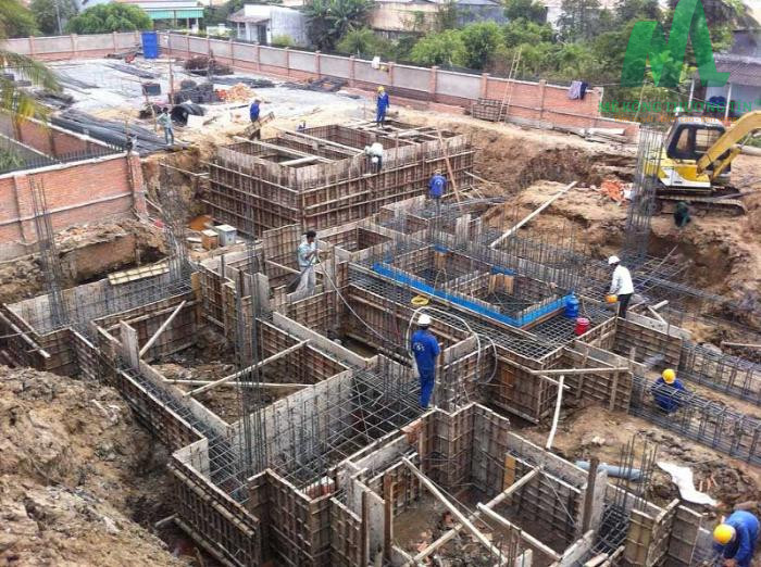 Khi tháo dỡ ván khuôn dầm và sàn cần lưu ý gì?
