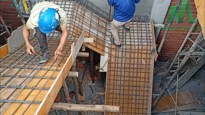 cách đóng cốp pha cầu thang