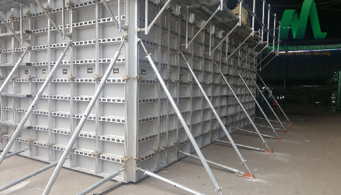 Tiêu chí nào để đánh giá cốp pha chất lượng?