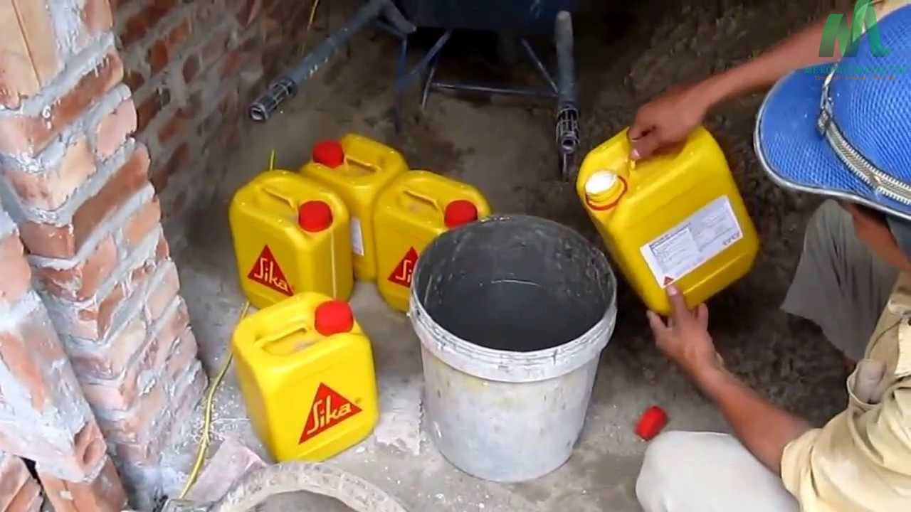 Phụ gia bê tông R7 – Lợi ích, hướng dẫn sử dụng và bảng báo giá