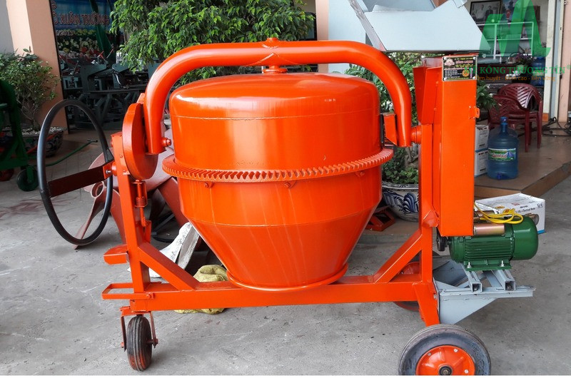 Thiết kế đơn giản của máy trộn bê tông tự do
